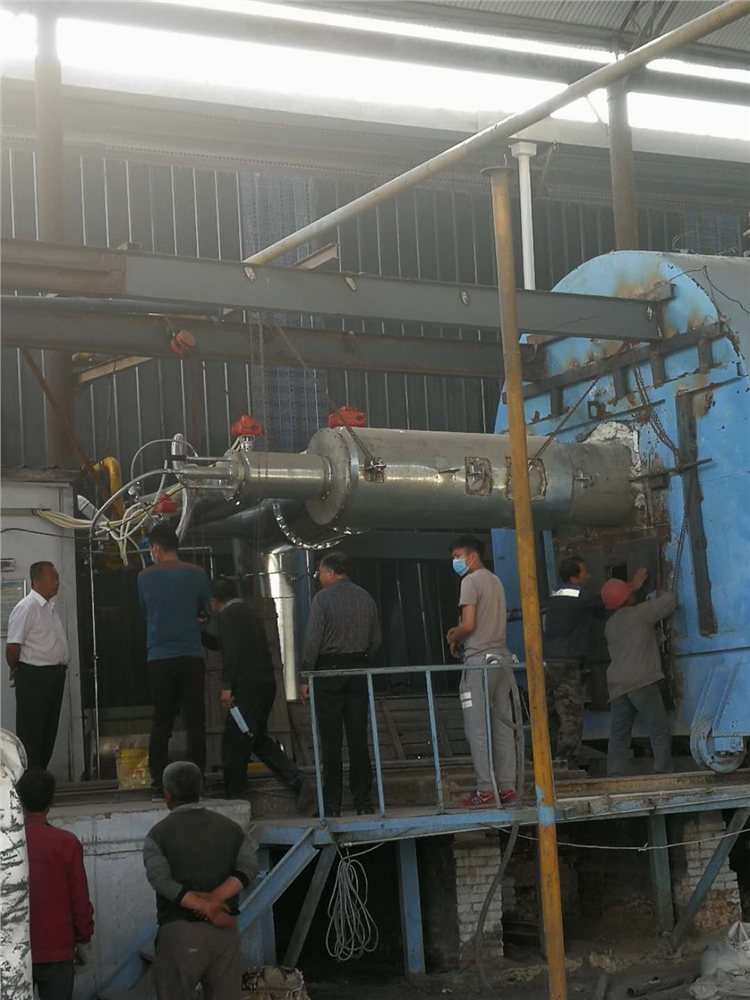 熱能利用調(diào)試現(xiàn)場(chǎng)